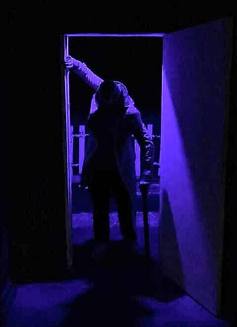 Картинка квеста - Совершенно другой